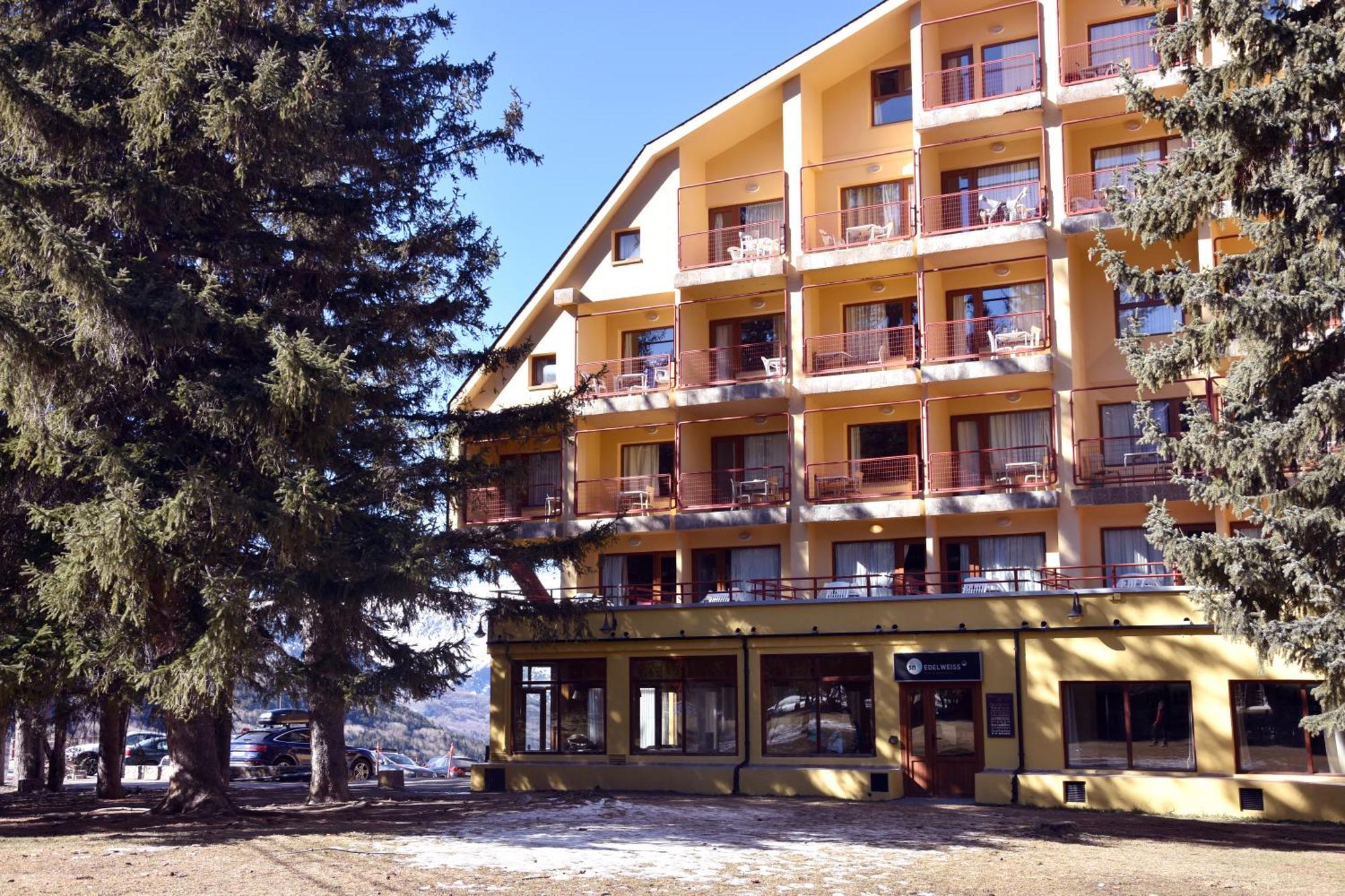 Apartamentos Snoe Edelweiss Cerler Buitenkant foto